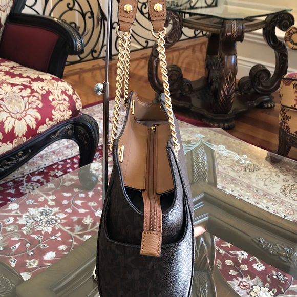 Authentic Michael Kors jet set handbag&wallet SALE - Picture 3 of 8